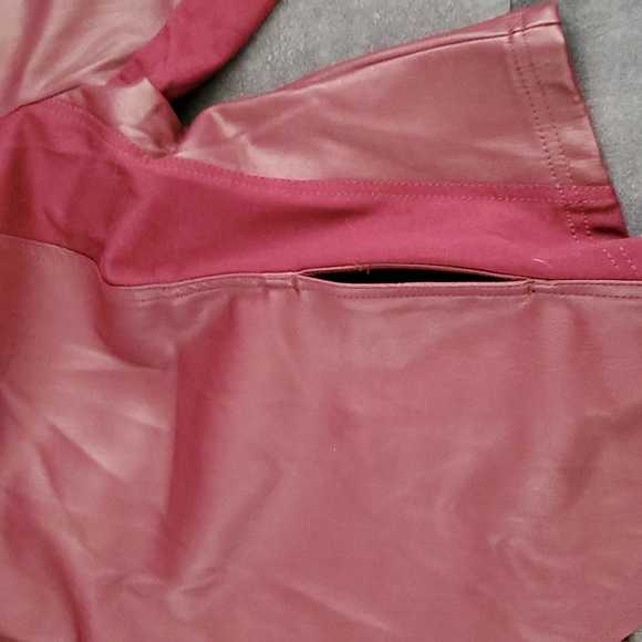 NEW WOOMENS FAUX LEATHER JACKET. - Picture 4 of 6